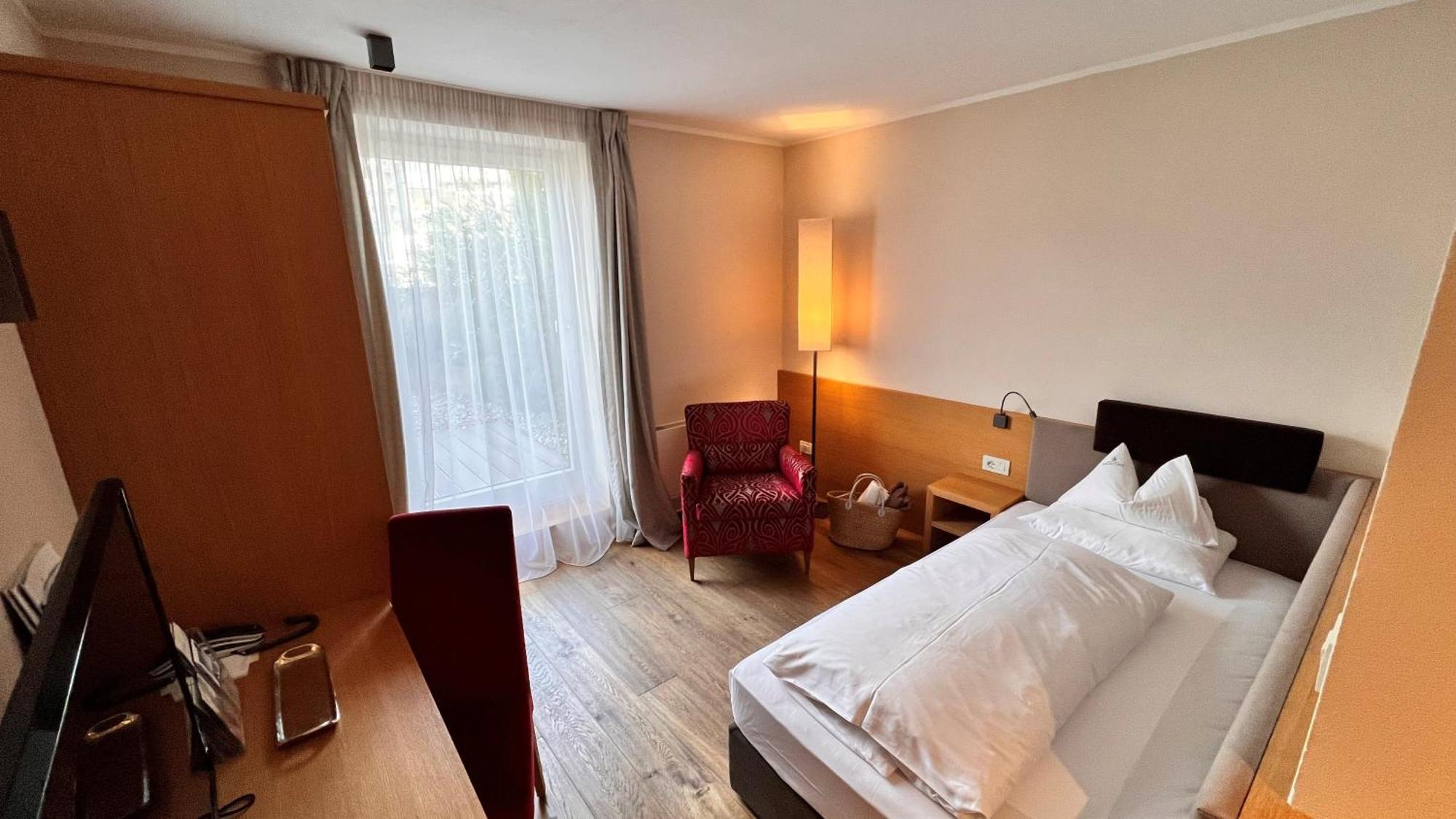 Hotel Mitterplatt Schenna Eksteriør billede
